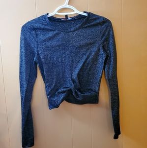 Long sleeve crop top
